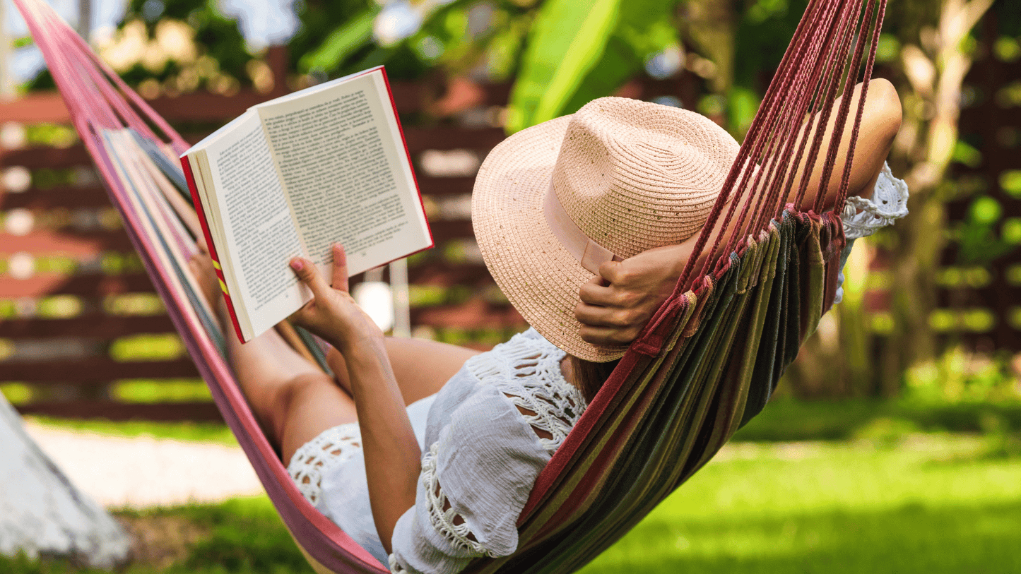 The Best Books for Summer Holiday Reading - The Willoughby Book Club