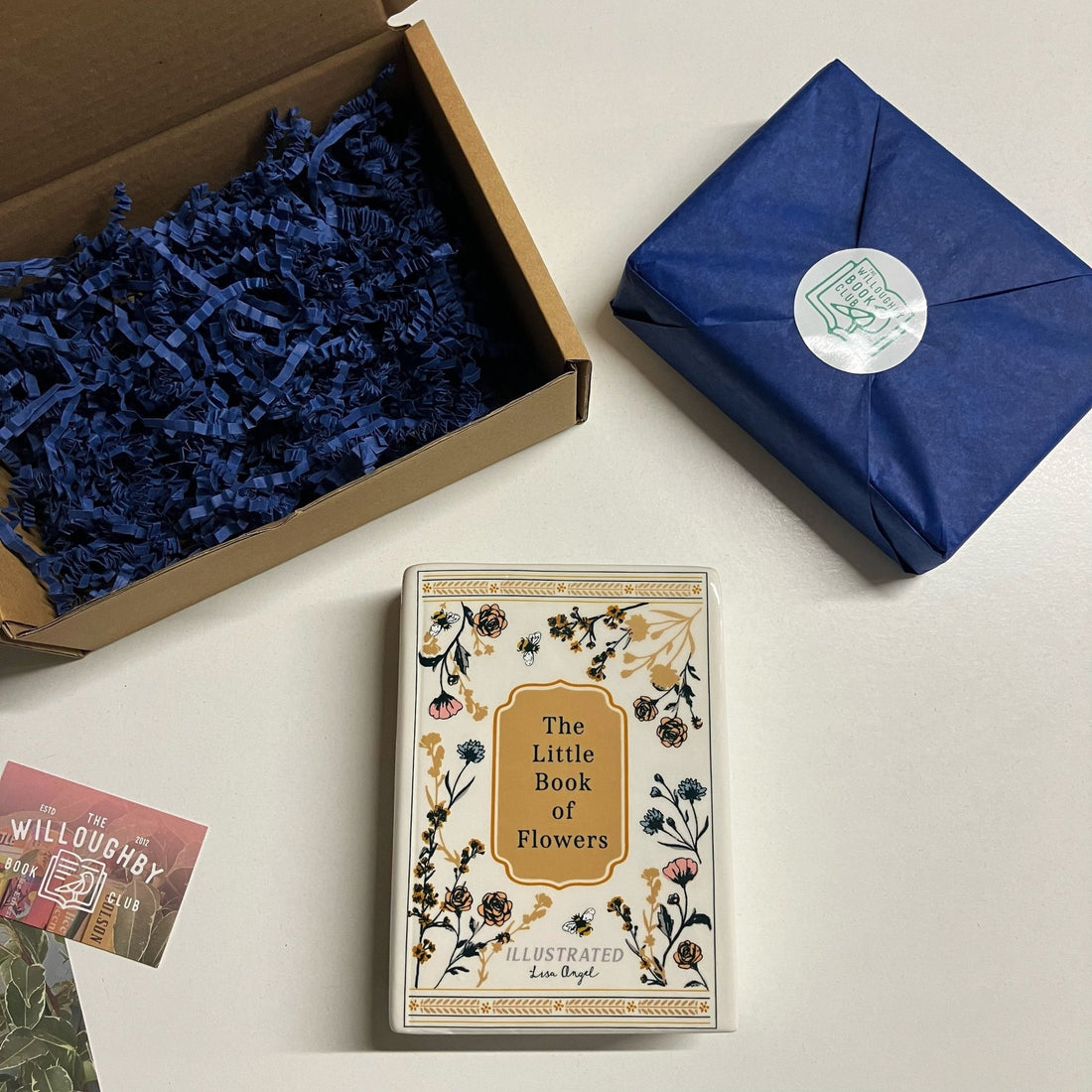 
                    
                      Little Book of Flowers Vase - The Willoughby Book ClubNon Book Product
                    
                  