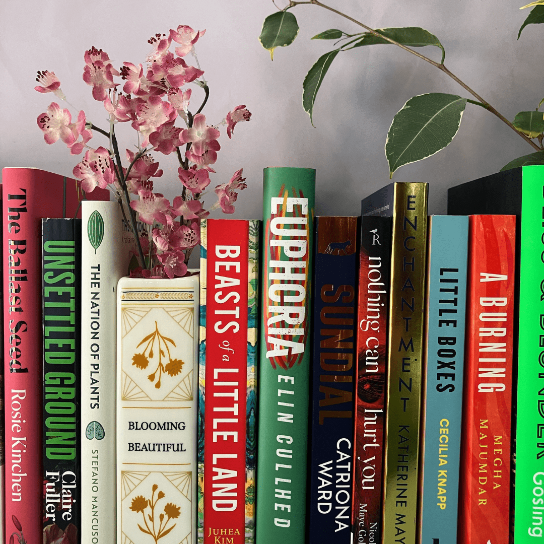 
                    
                      Little Book of Flowers Vase - The Willoughby Book Club
                    
                  