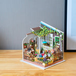Miller's Flower Miniature House model kit - The Willoughby Book Club